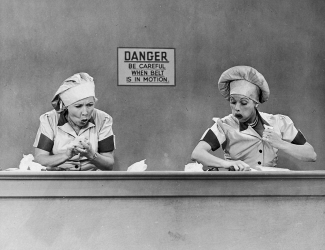 i-love-lucy-chocolate-factory-scene-belt-650x5001